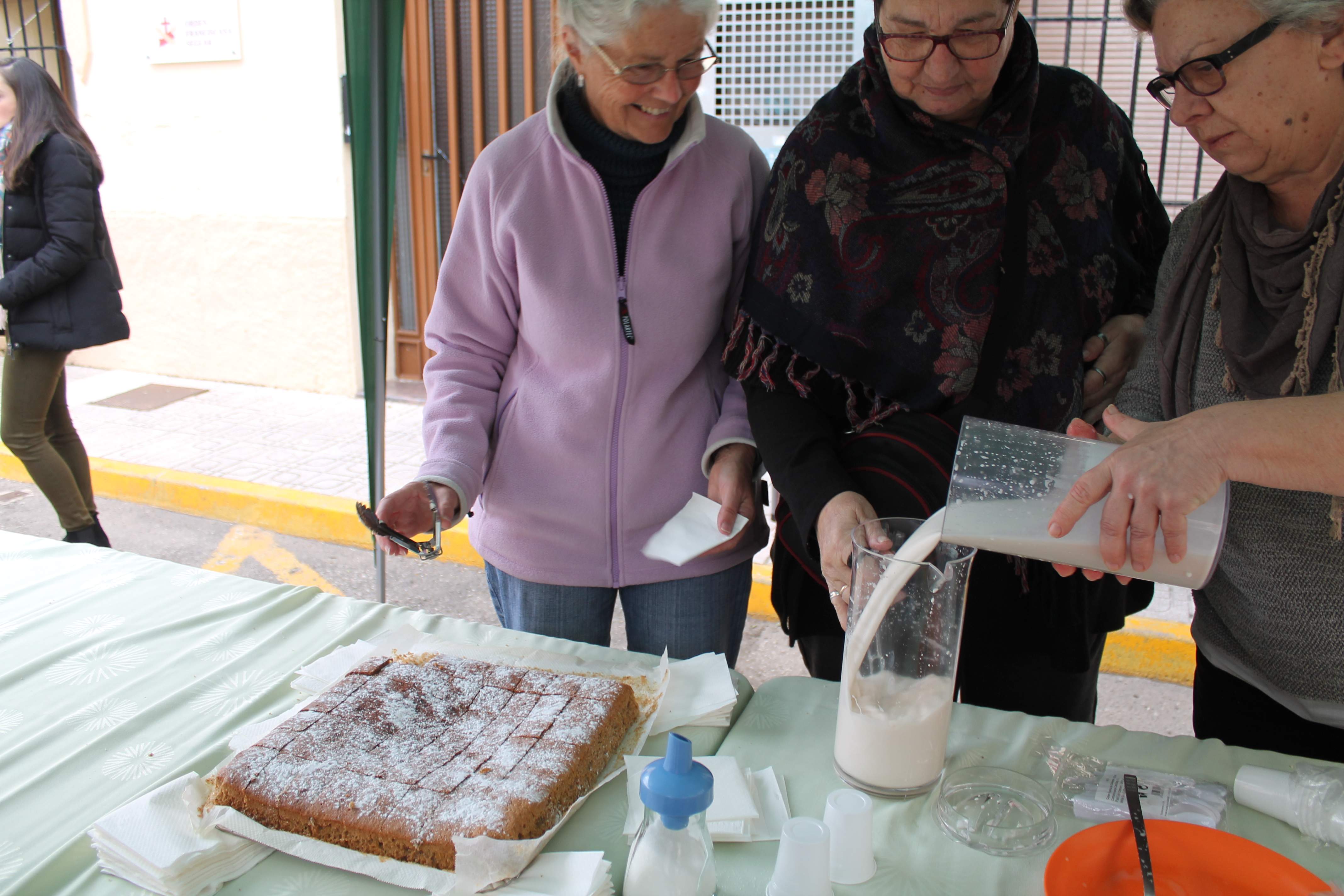 Demostración leche almendra – feslalí – Alcalalí en flor