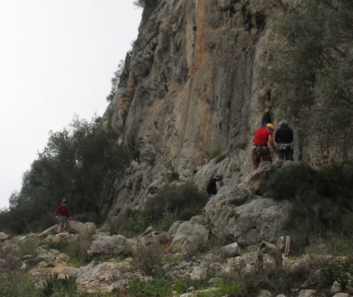 escuela escalada alcalali turismo