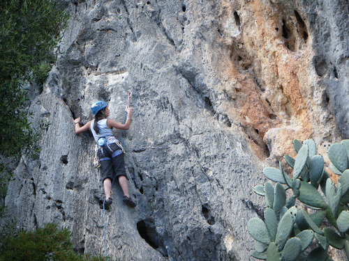 julio.guijarro escuela escalada alcalali turismo