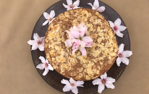 Pastel de frambuesas y almendras